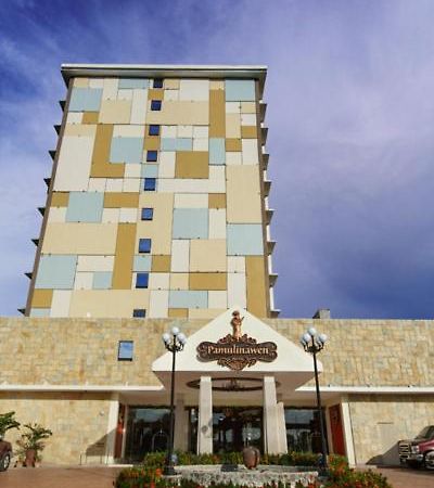 Pamulinawen Hotel Laoag Buitenkant foto