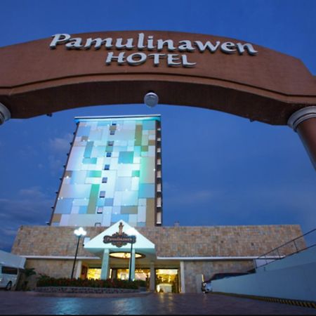 Pamulinawen Hotel Laoag Buitenkant foto