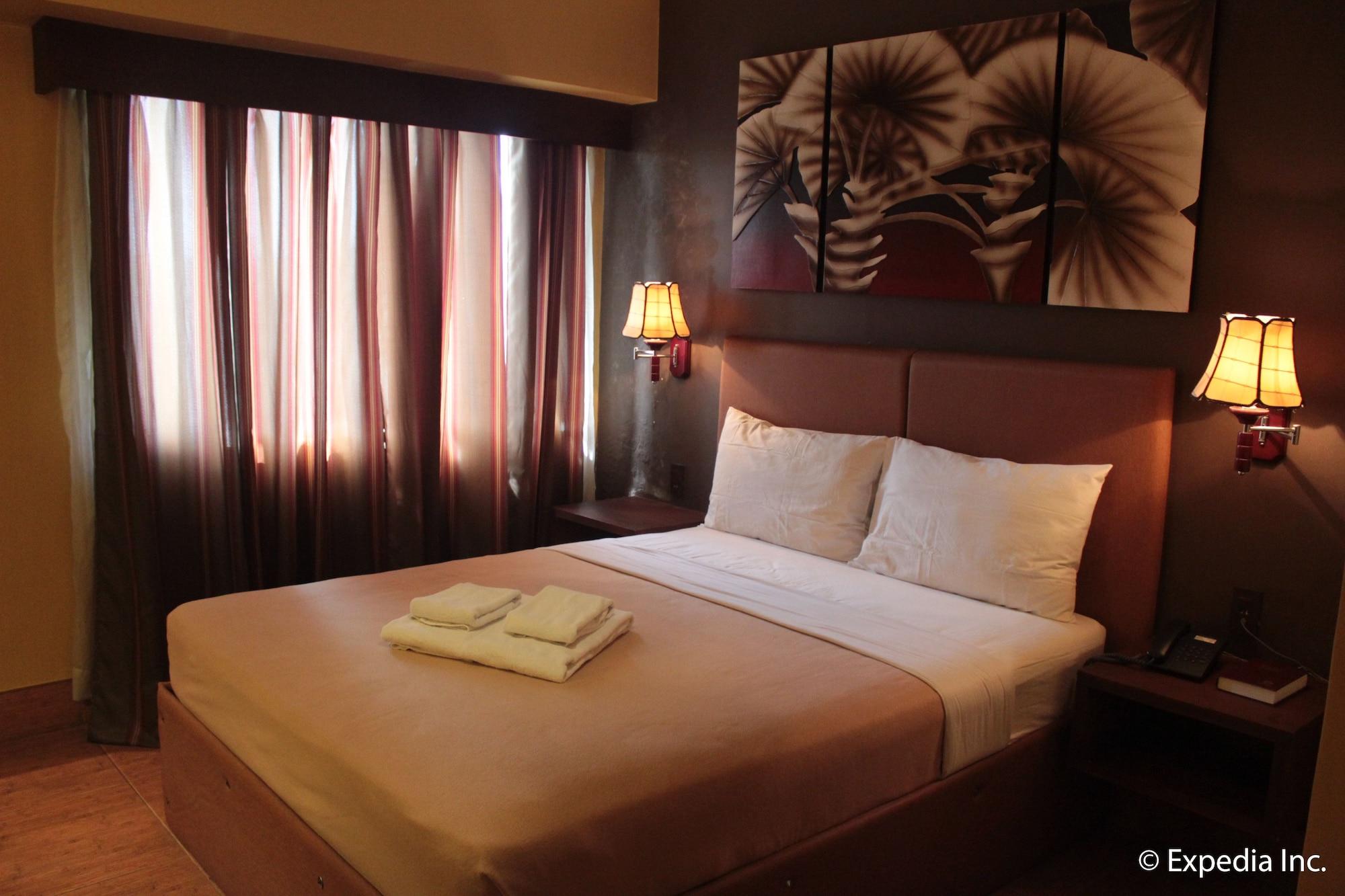 Pamulinawen Hotel Laoag Buitenkant foto